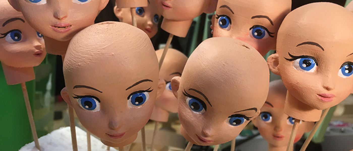 Custom small series production of puppets 